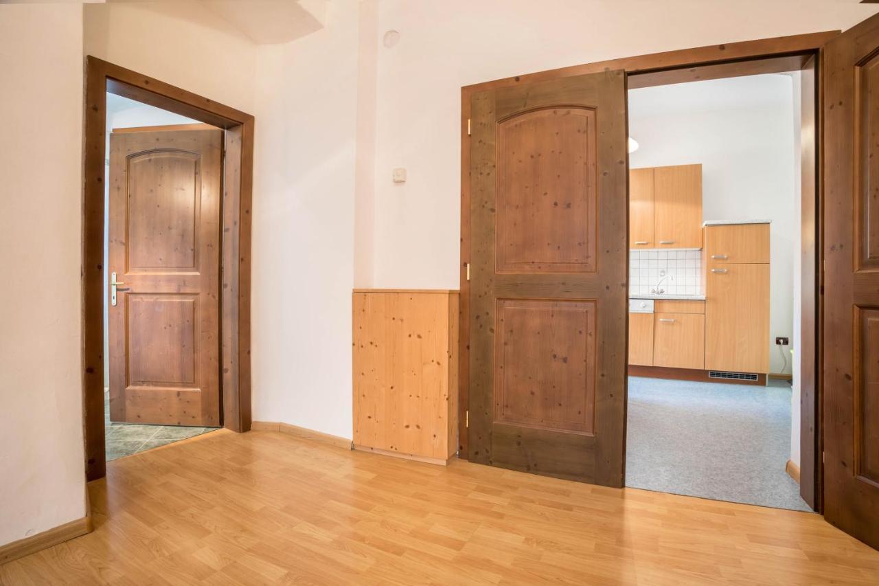 Residence Lena App 1 With Balcony 텐노 외부 사진